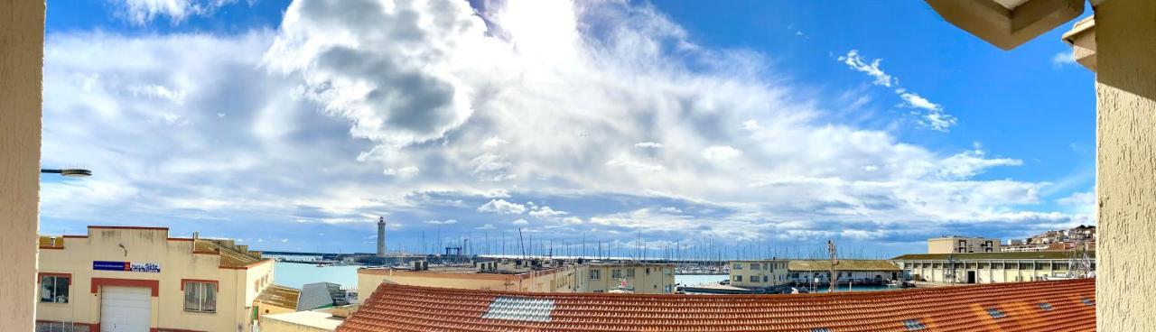 Escale Paisible A Sete, Belle Terrasse Vue Sur Mer Luaran gambar