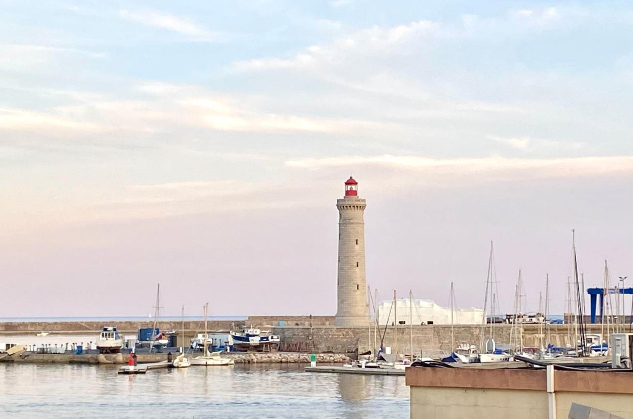 Escale Paisible A Sete, Belle Terrasse Vue Sur Mer Luaran gambar
